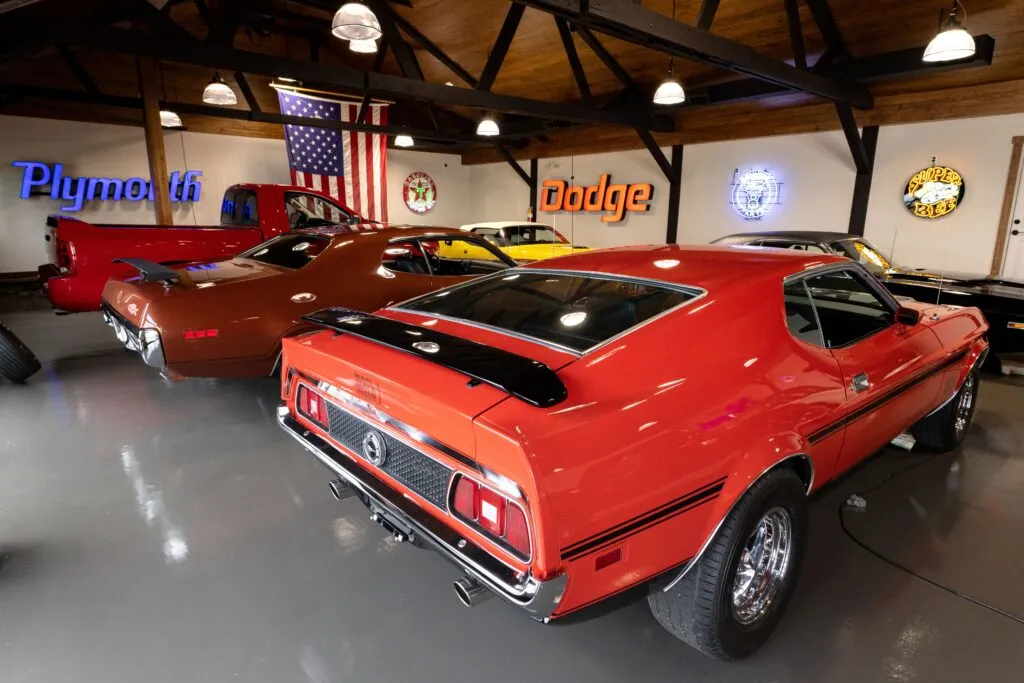 1972 Ford Mustang Mach 1, 1971 Plymouth GTX, 2004 Dodge 1500 SRT-10, 1970 Plymouth ‘Cuda Convertible, 1970 Dodge Challenger.
