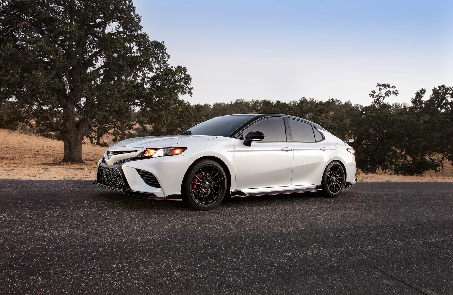 2019 Toyota Camry V6 engine detail