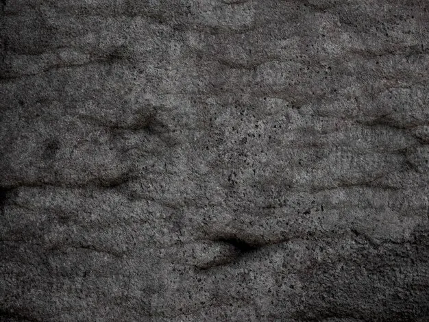 A close-up image of a roundworm, illustrating its appearance.