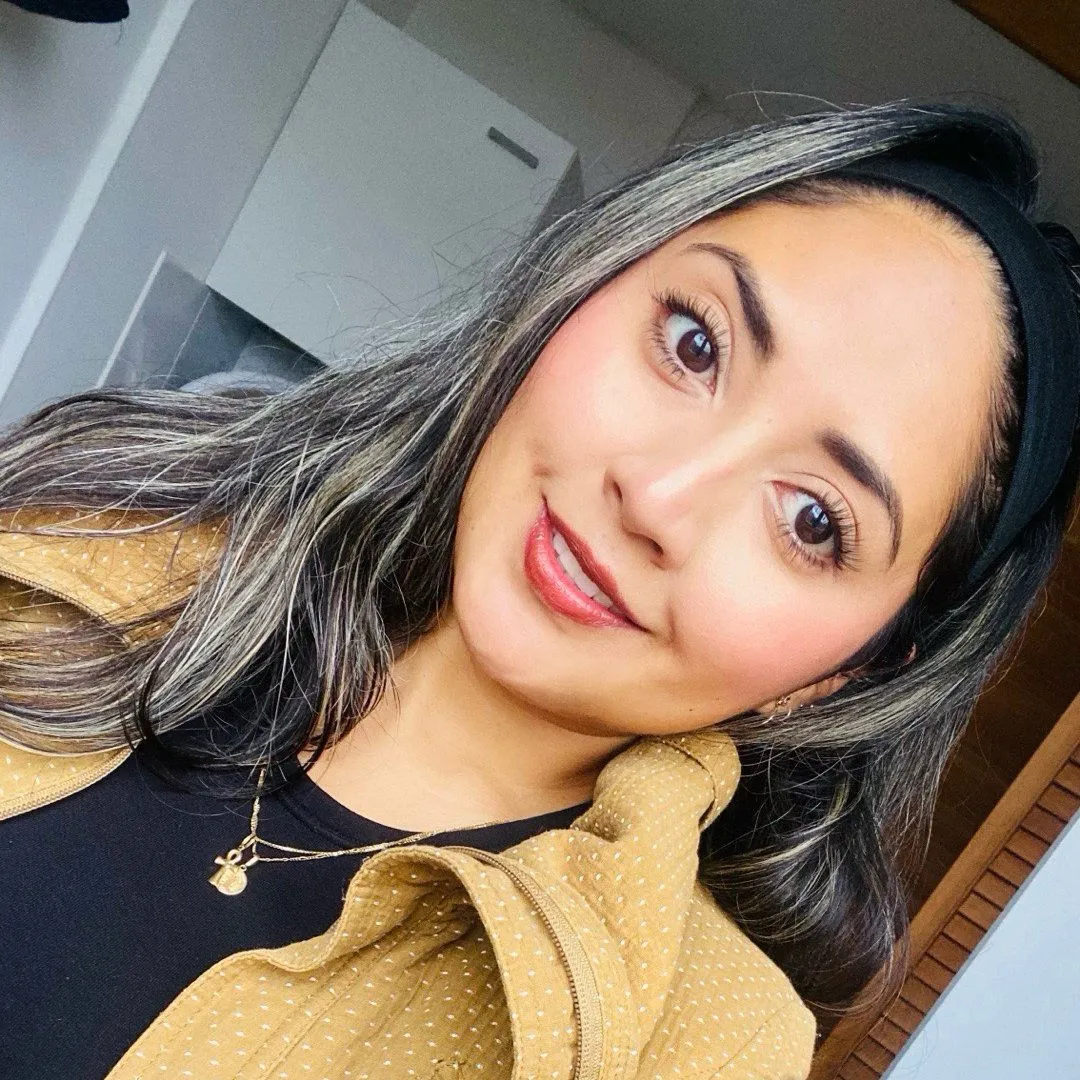 A profile image of Alejandra, an experienced dog walker in Rotterdam, highlighting her dedication