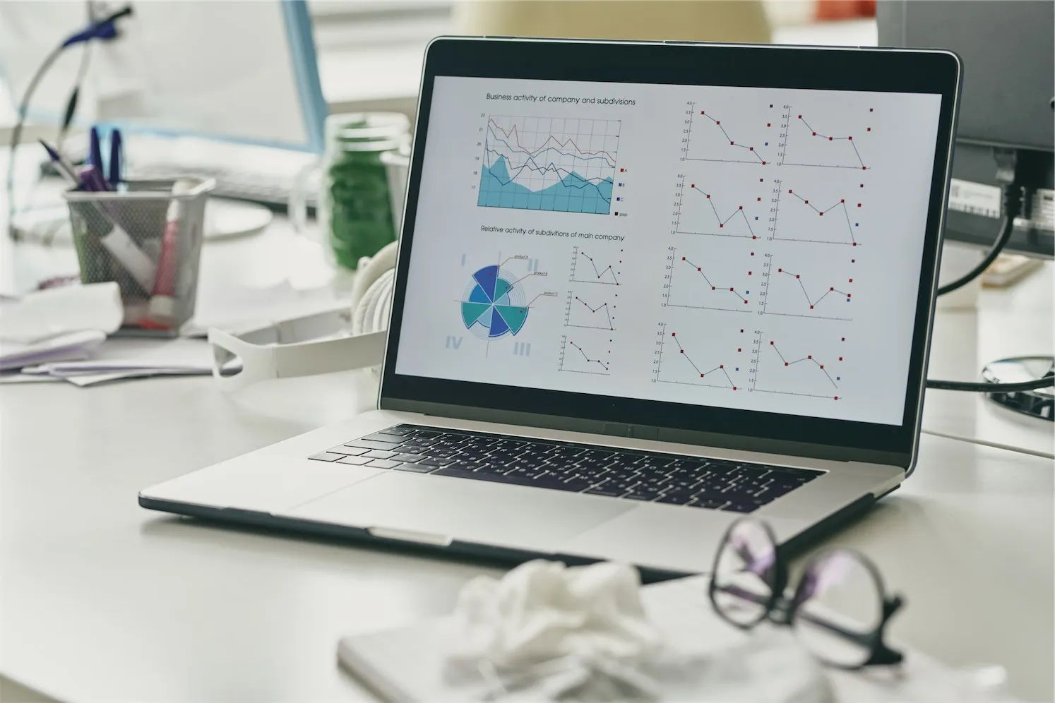 Automated data analysis visualized on a laptop screen