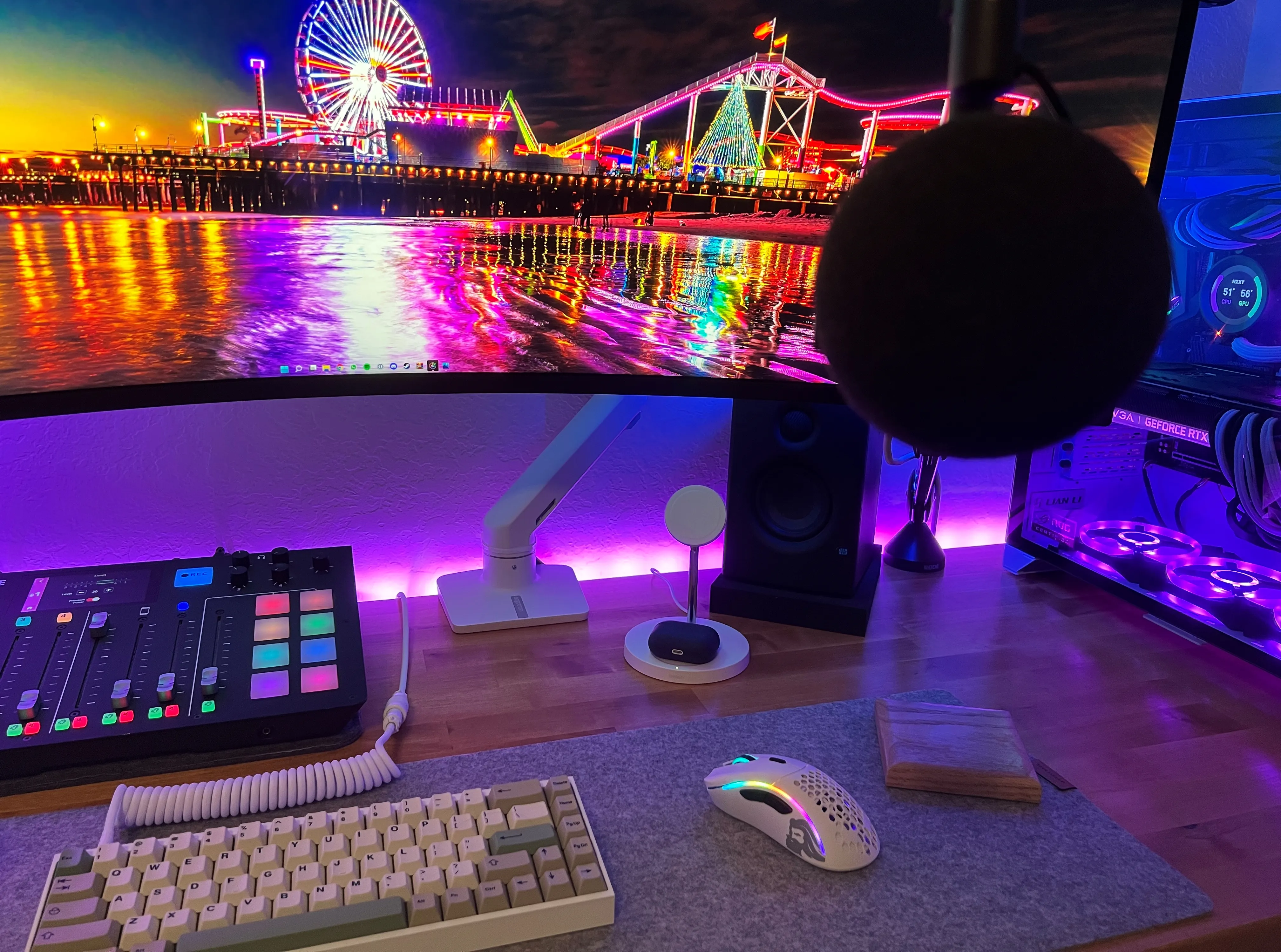 Belkin Charger, Rode Caster Pro, Speakers &amp; Custom build Keyboard