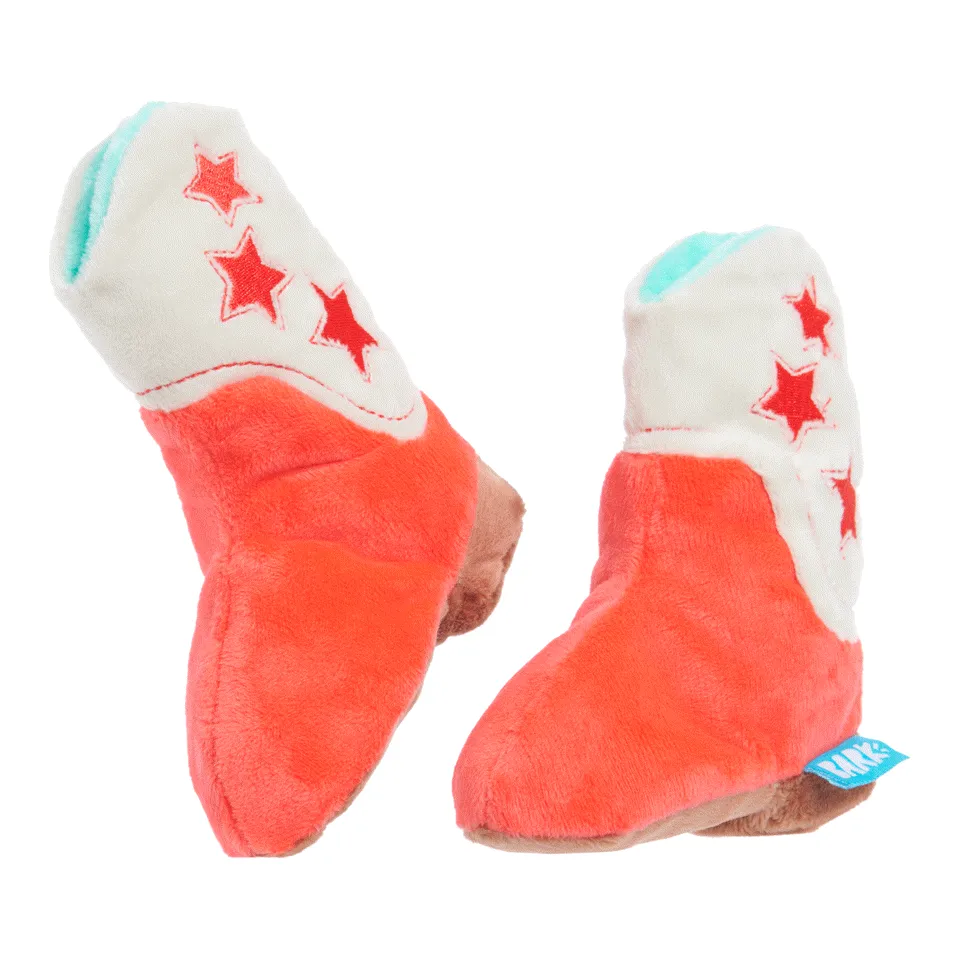 Boots Made For Squeakin’