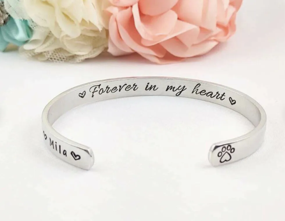 Engraved dog memorial bracelet