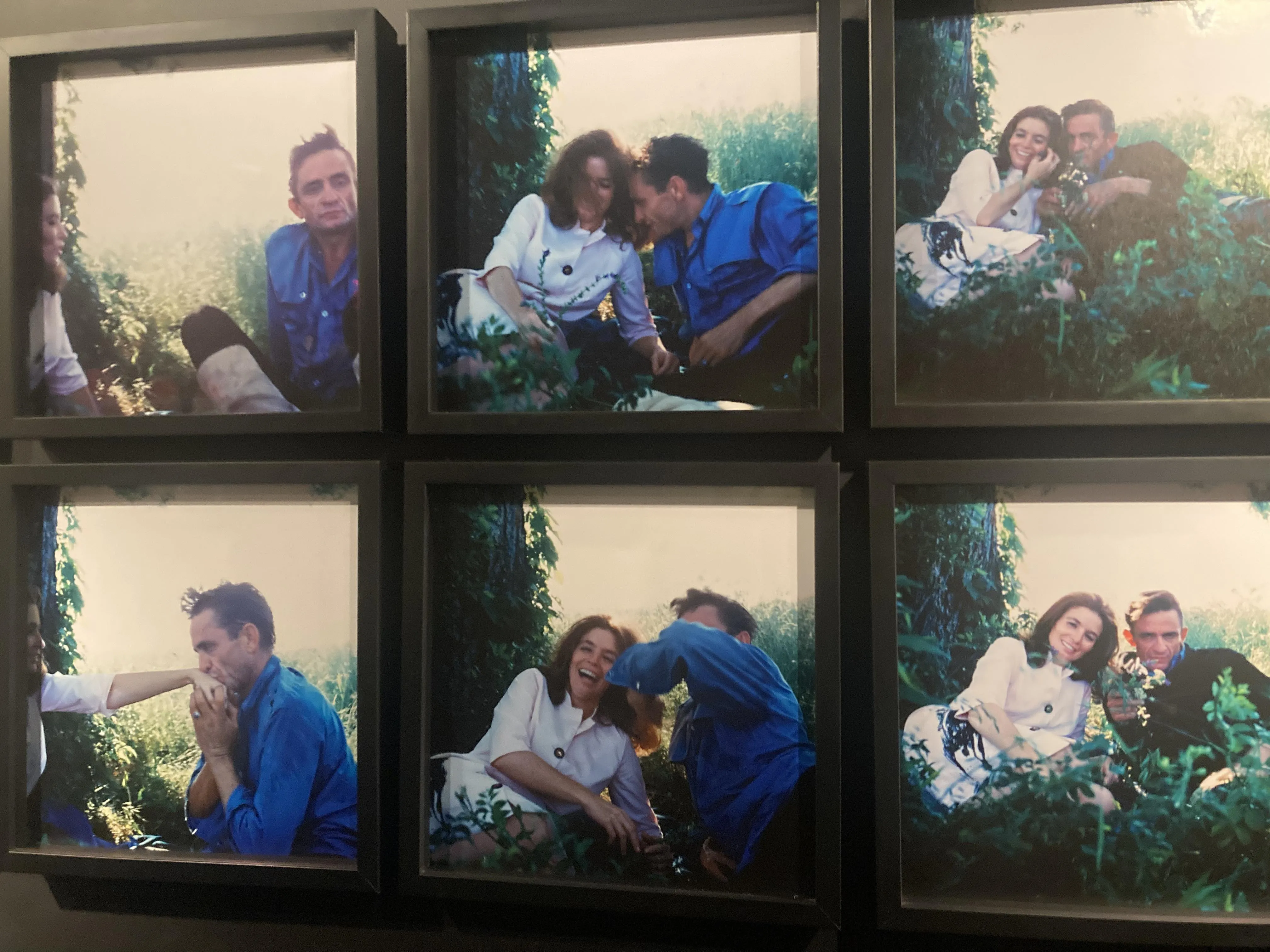 Johnny Cash and Patsy Cline, icons of American Oldies Music