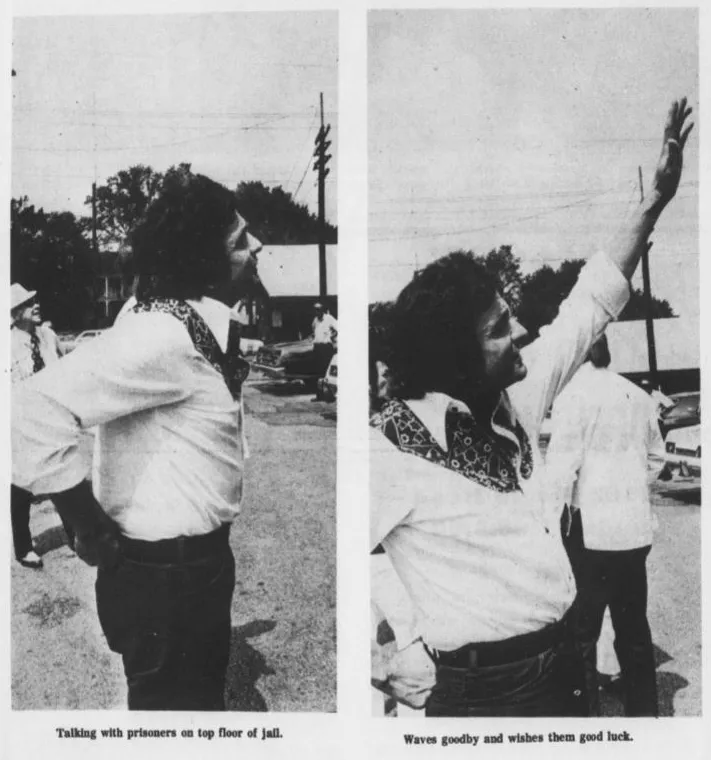 Johnny Cash engaging with inmates at Spalding County jail in Griffin, Georgia, highlighting his prisoner advocacy during his 1974 trip.