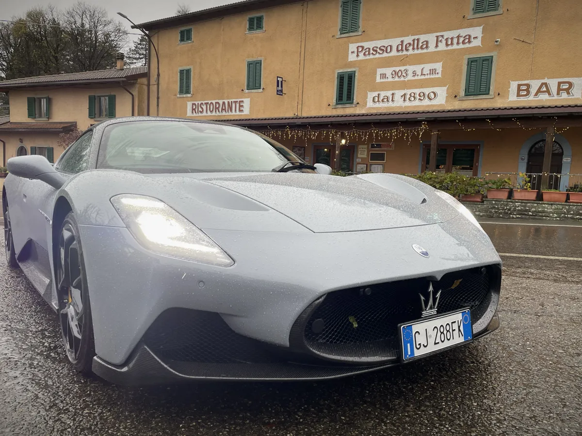 Maserati MC20 Futa Pass 3