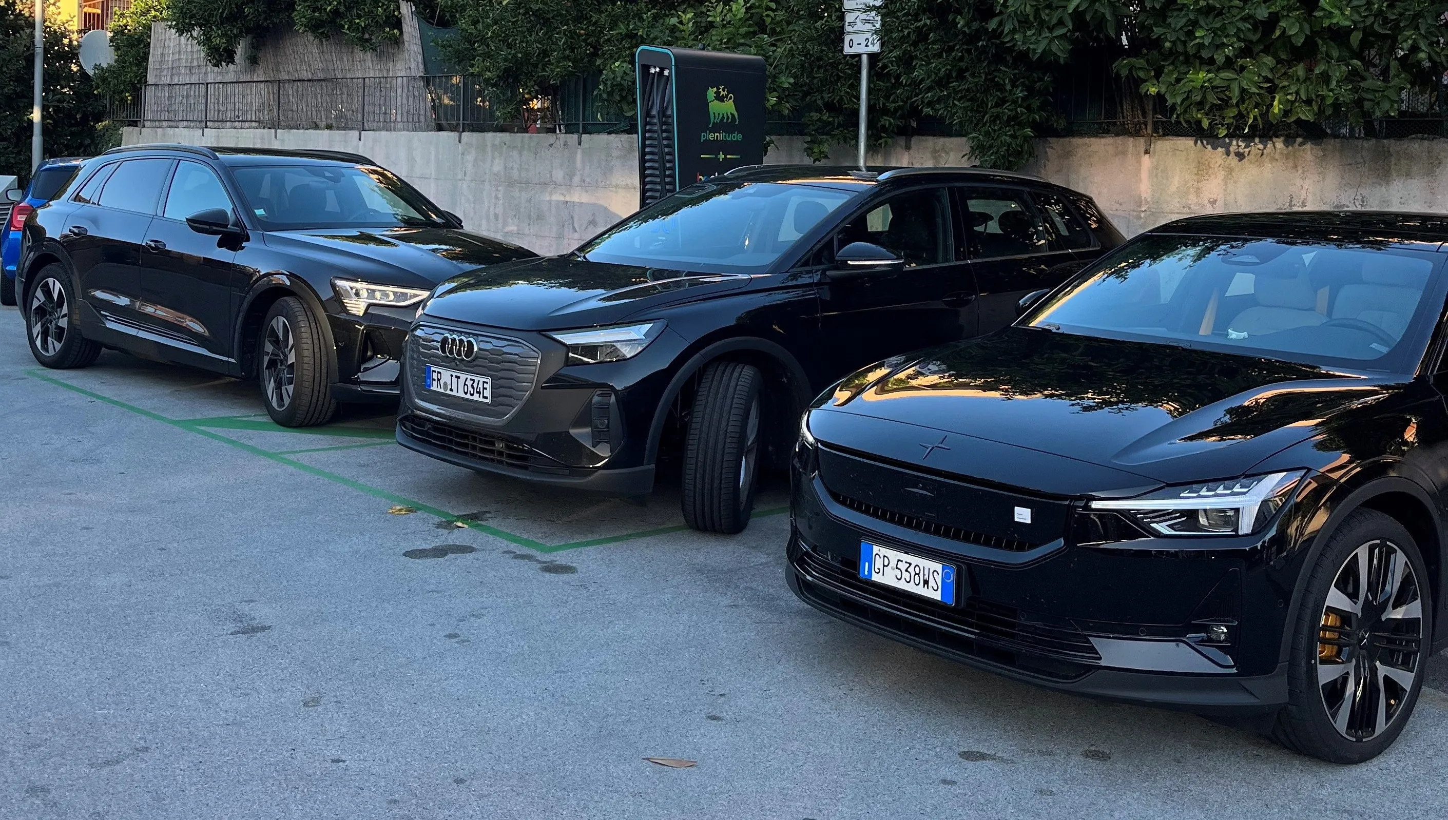 Polestar 2 charging port