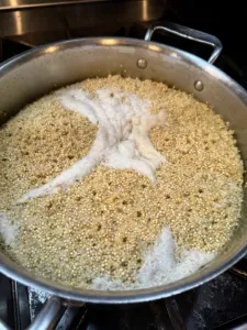 Quinoa, described as a gluten-free superfood with high protein content.