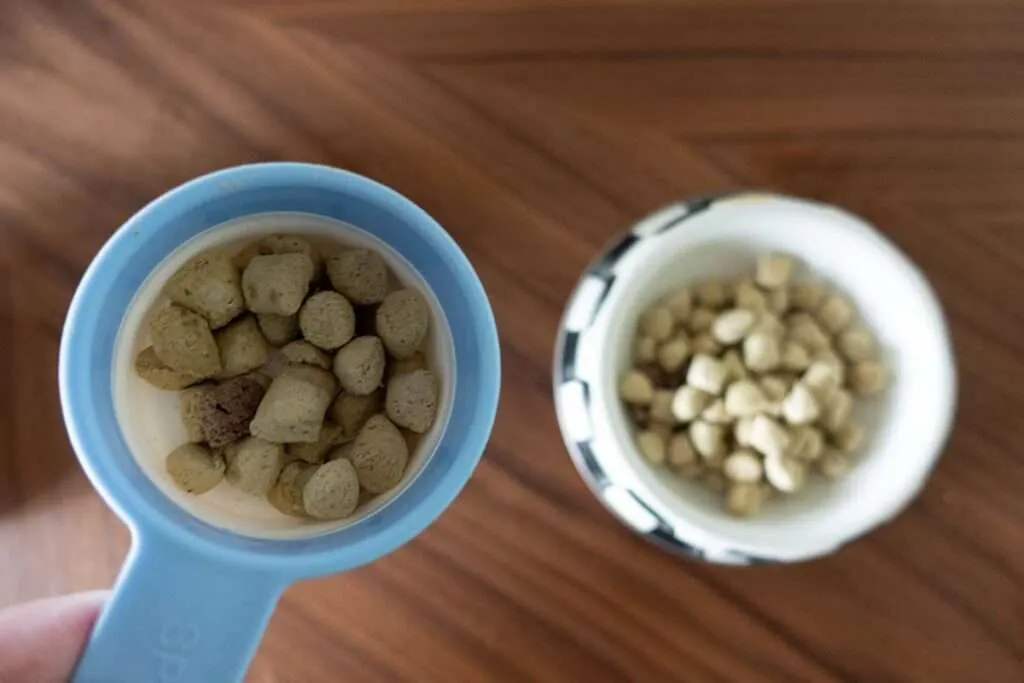 UnKibble portion scooper