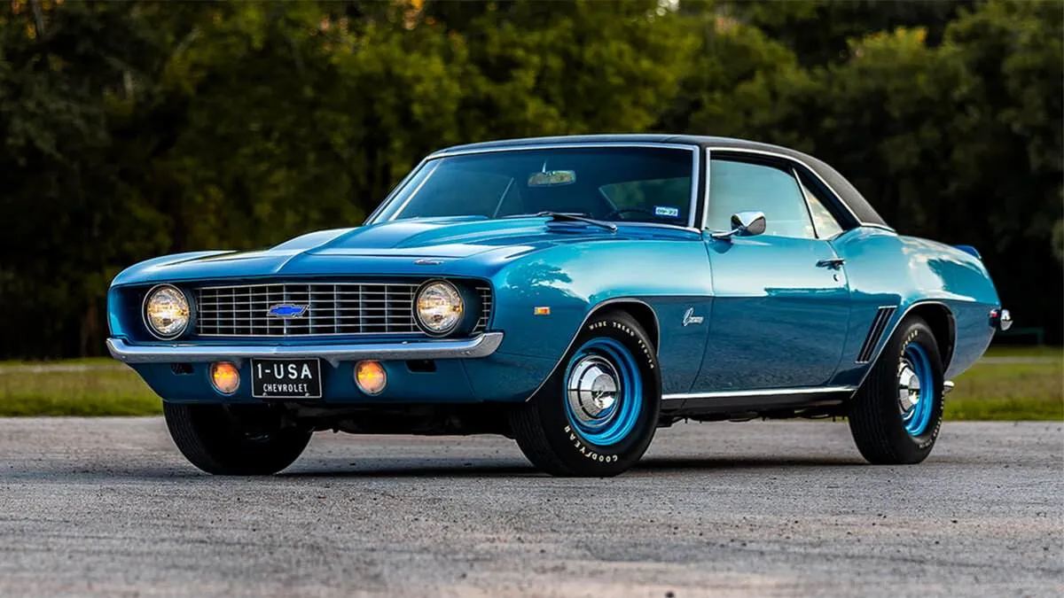 1969 COPO Camaro ZL1 with all-aluminum big-block and minimalist racing trim