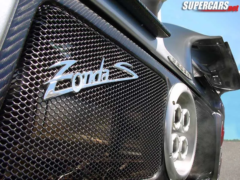 1999 Pagani Zonda C12-S close-up wheel and brake detail
