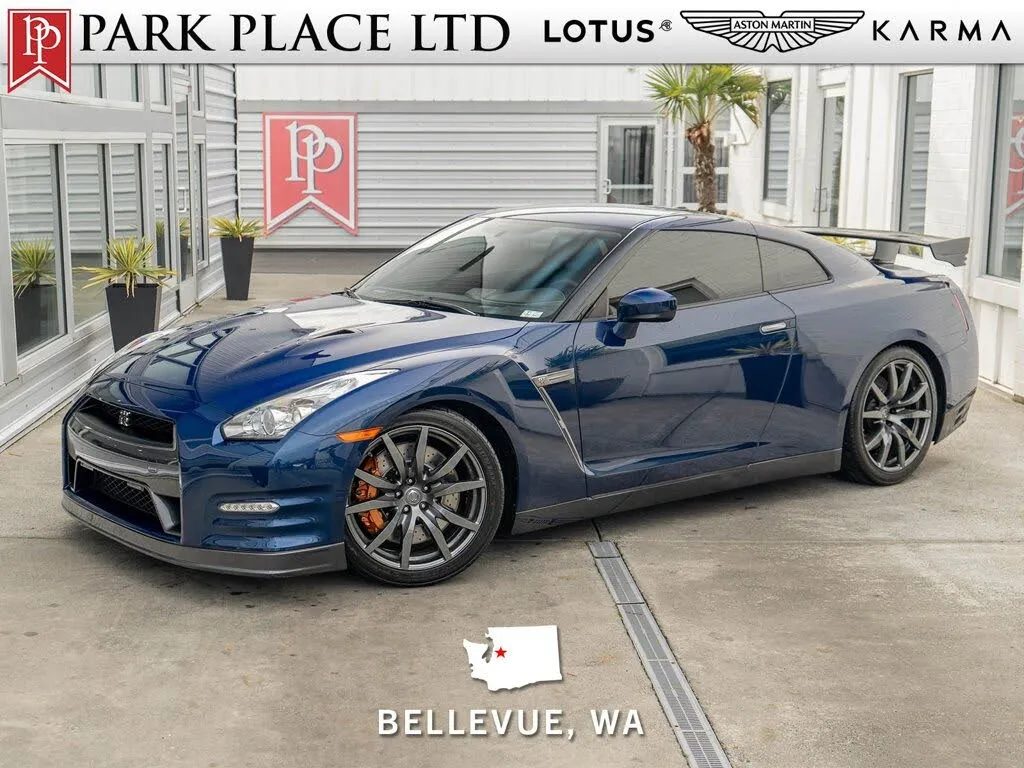 2014 Nissan GT-R Premium