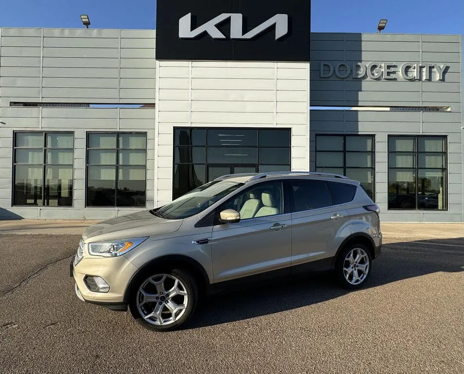 2018 Ford Escape Titanium AWD interior and exterior
