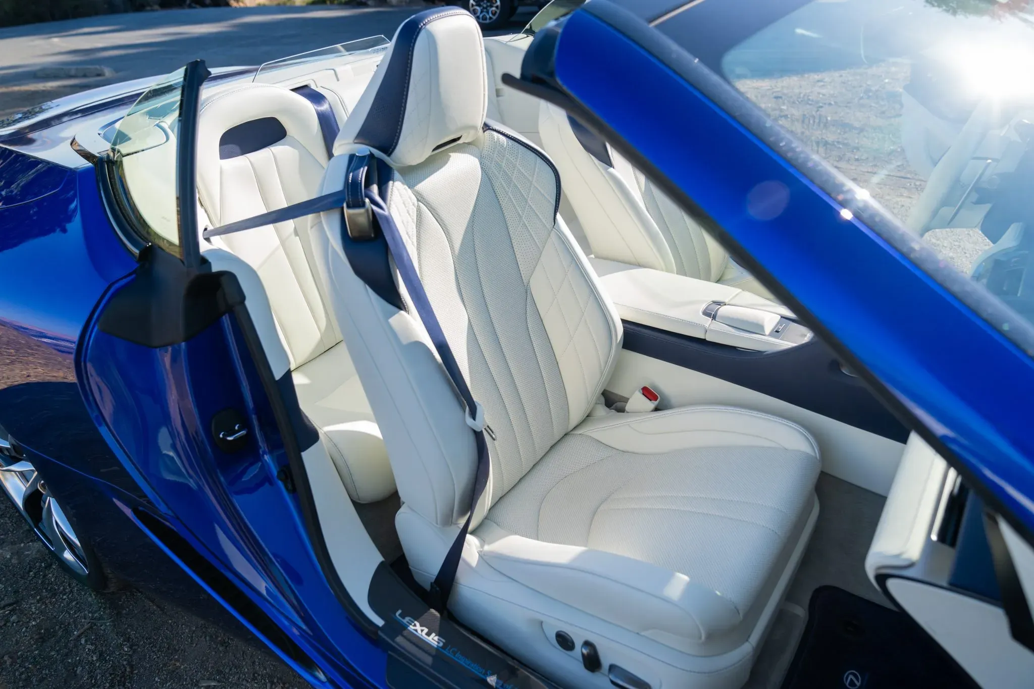 21-inch forged wheels and adaptive suspension on 2021 Lexus LC500 Convertible