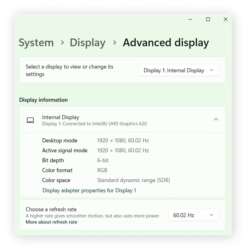 Advanced display settings window detailing installed graphics card, refresh rate, and desktop resolution.