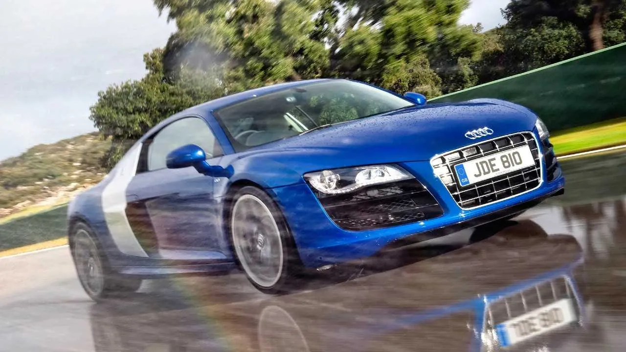 Audi R8