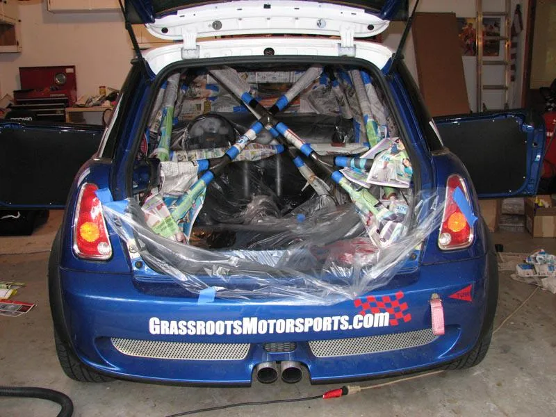 Detailed view of masking on the roll cage