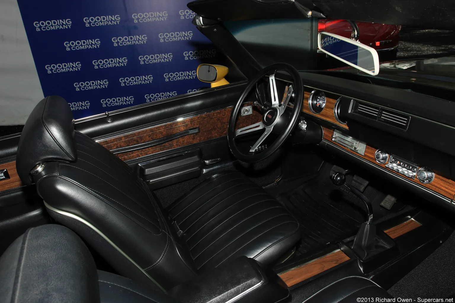 Detailed view of the black grille and round running lights unique to the 1971 Oldsmobile 442 W30