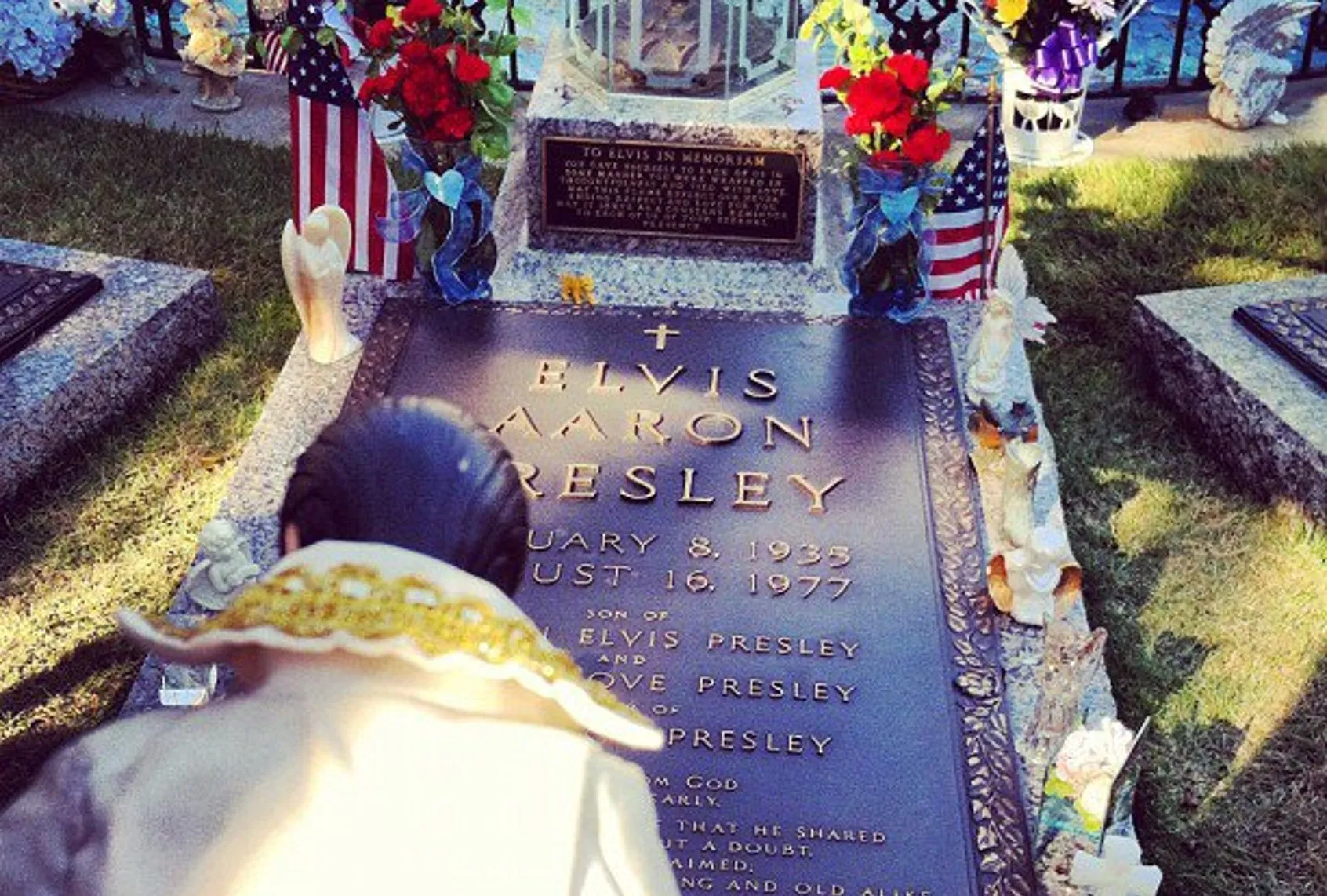 Elvis Presley's final resting place at Graceland