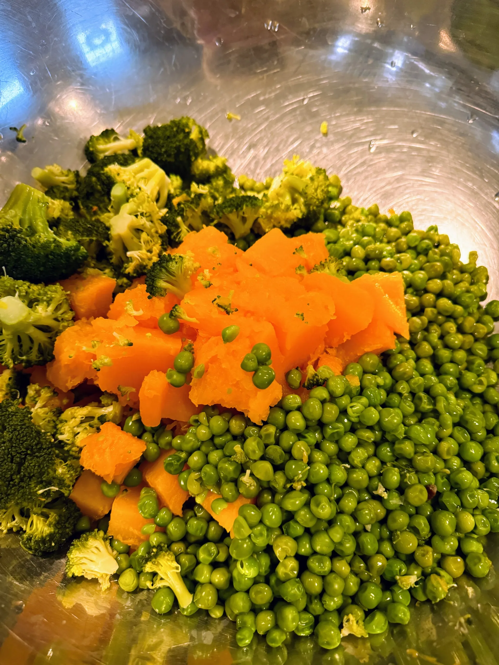Frozen peas mixed with broccoli and pumpkin