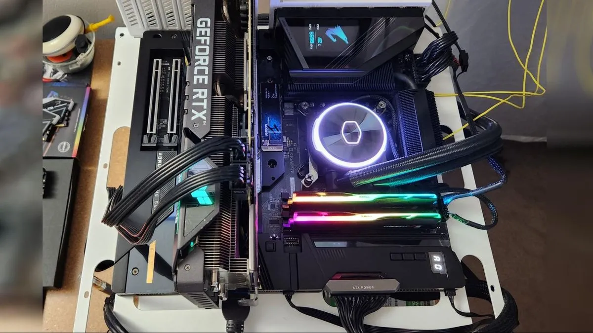 Gigabyte Z790 Aorus Extreme