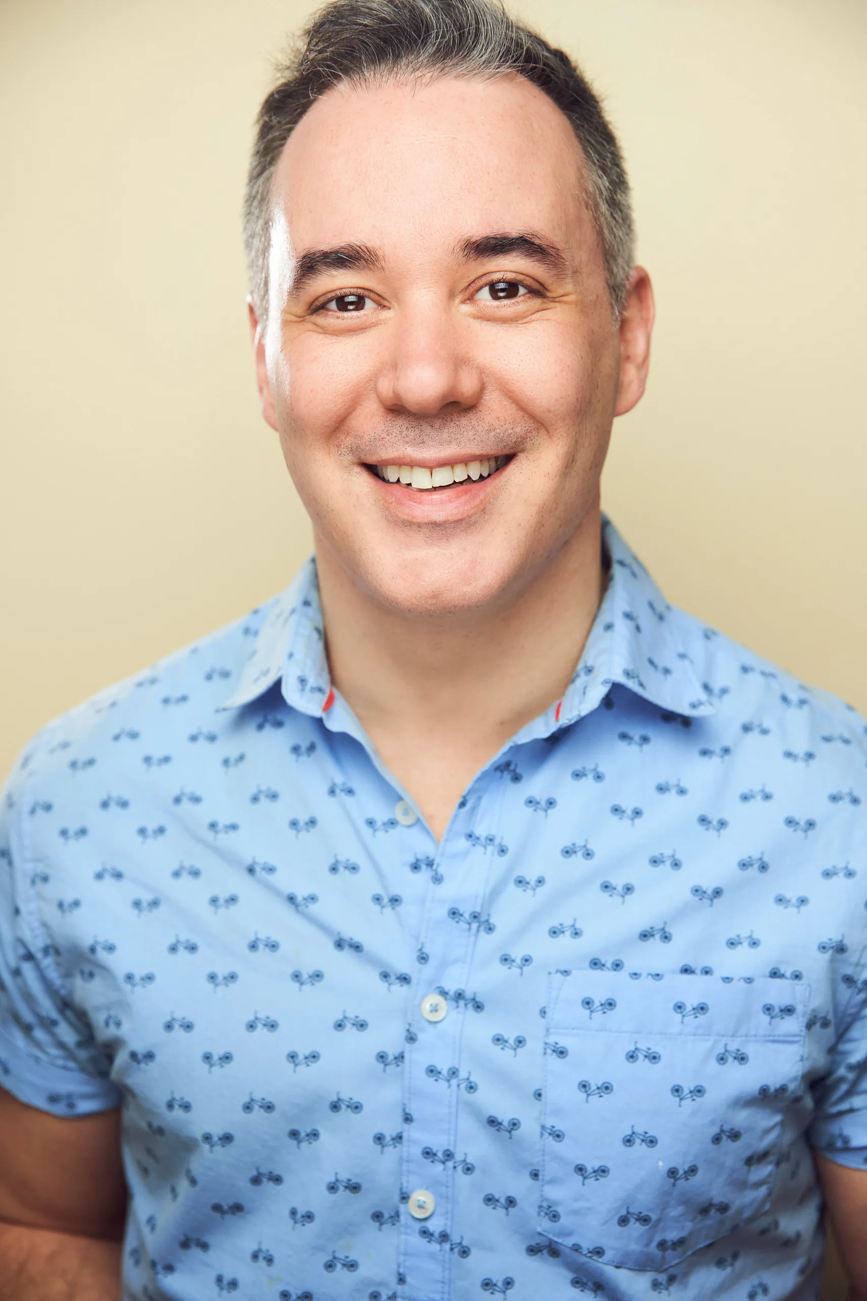 Headshot of Nathan Yates Douglass, performer in Buddy Holly and Tammy Wynette tours