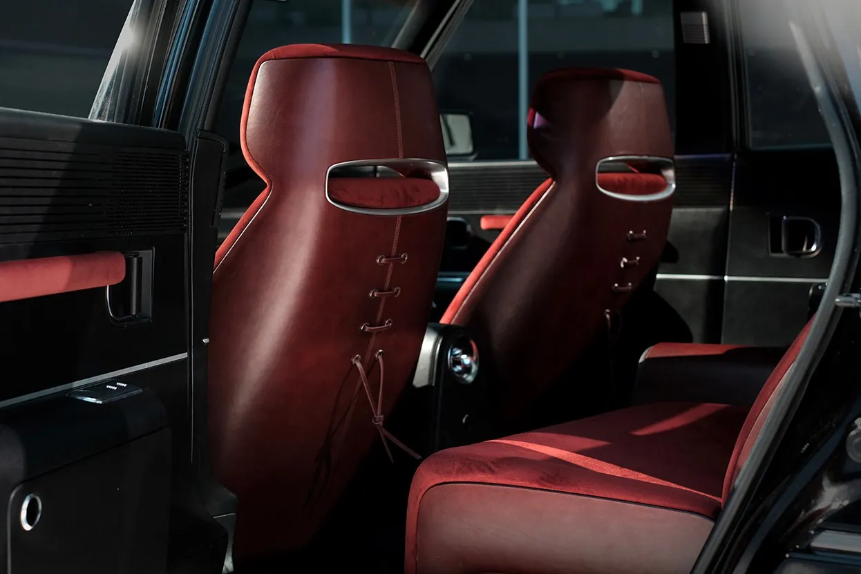 Hyundai Grandeur interior back of seating