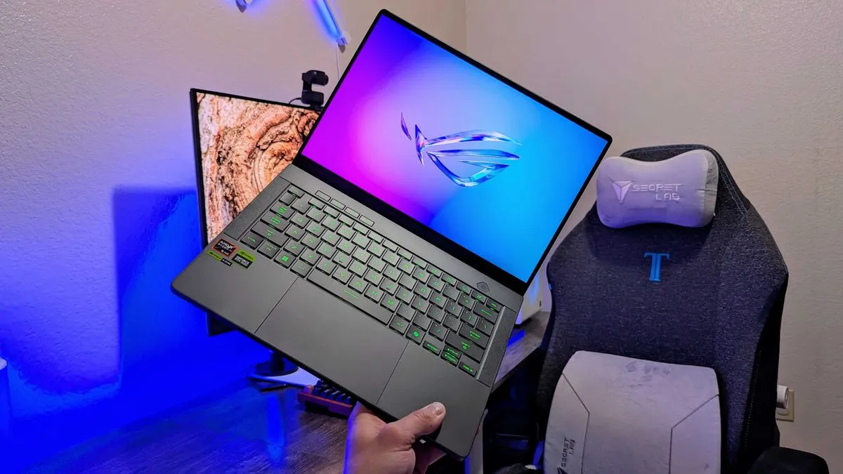 Image of the ASUS ROG Zephyrus G14 (2025) gaming laptop.