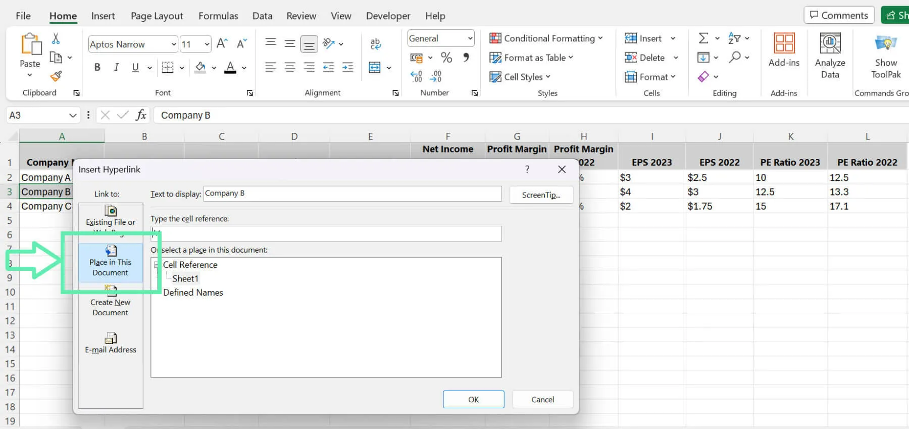 Insert Hyperlink dialog box with 'Place in This Document' selected on the left panel