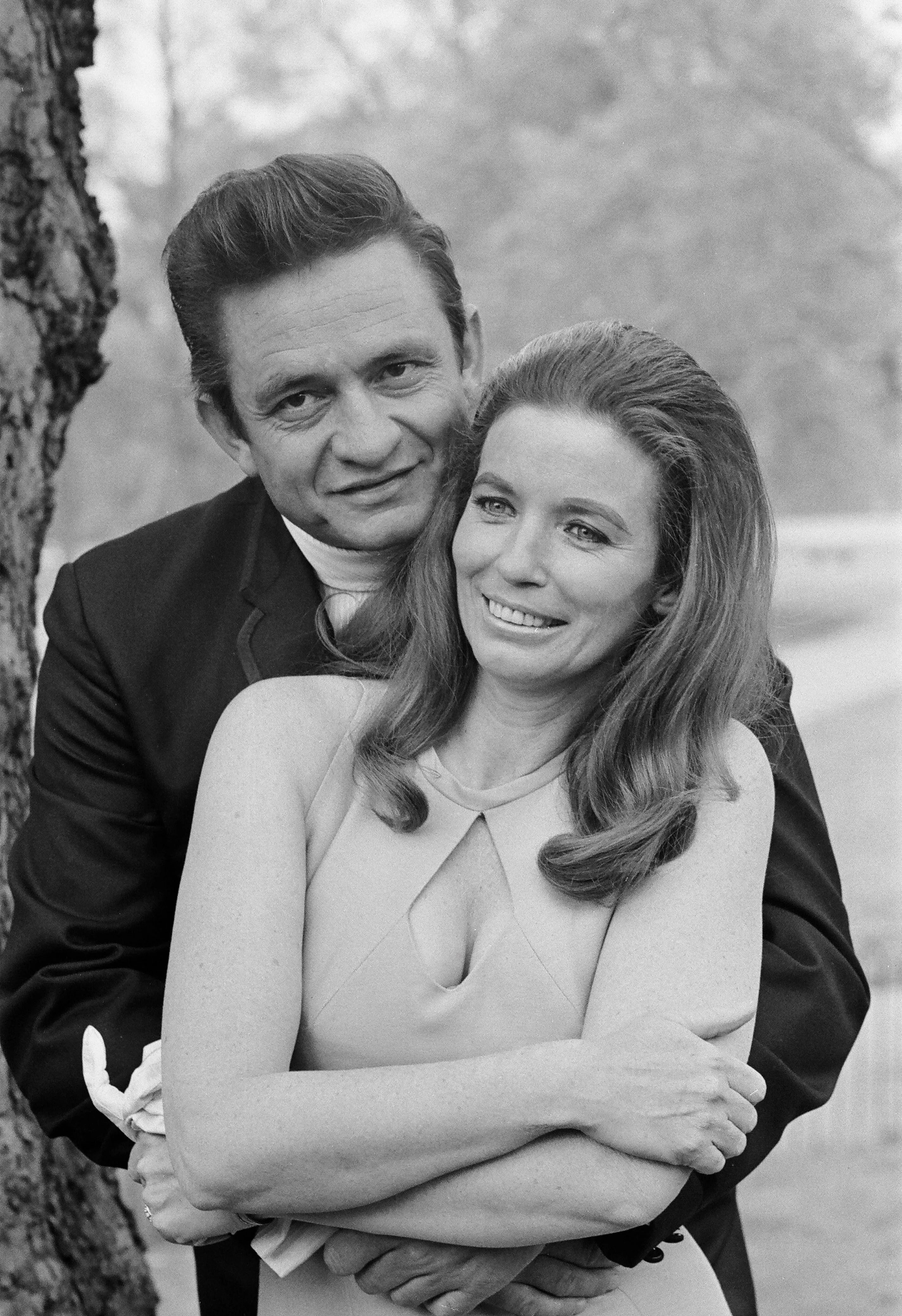 Johnny Cash and June Carter in a London park, shortly after their 1968 wedding.