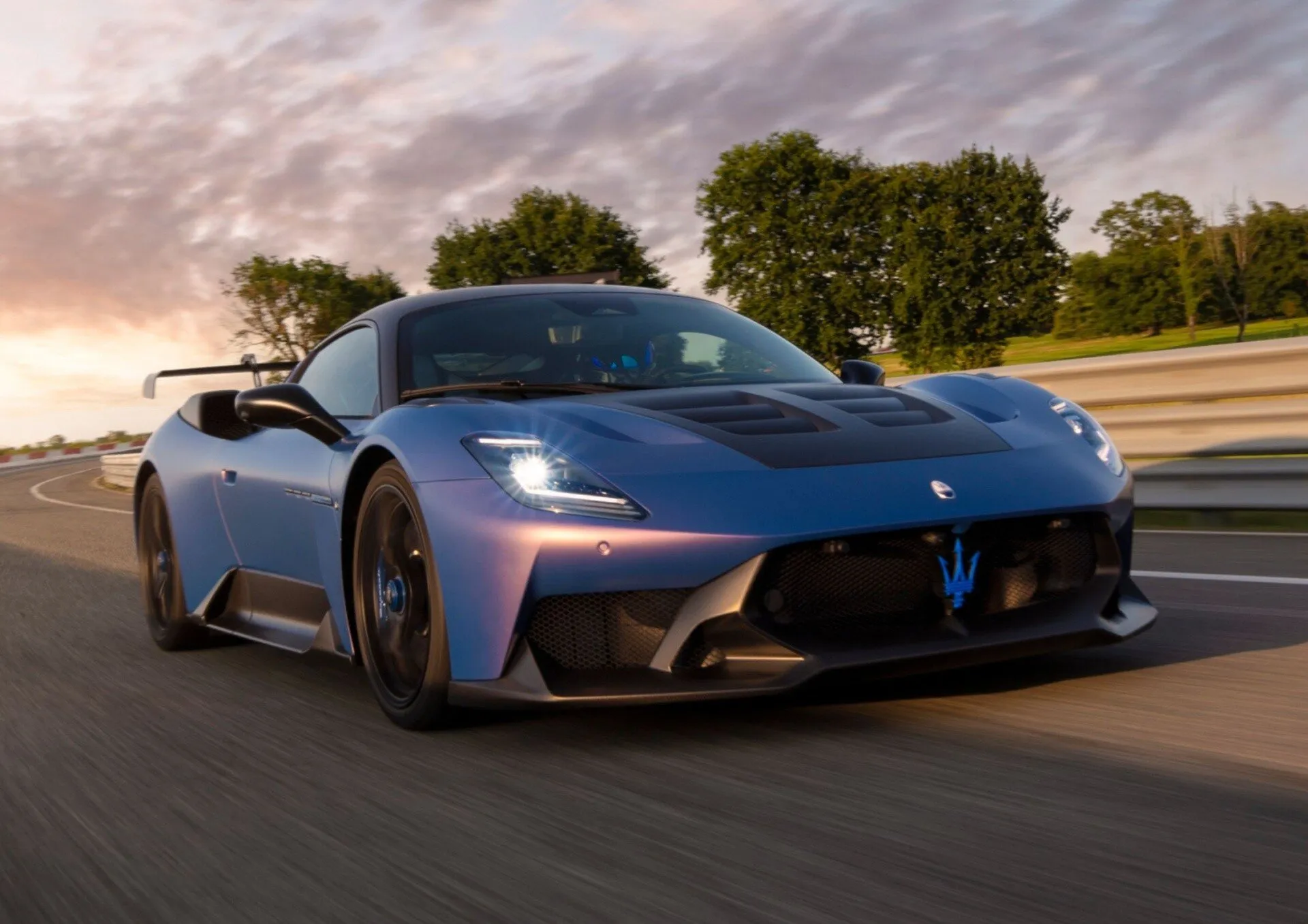 Maserati MC20 GT2 Stradale
