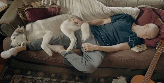 Matt and Yupik share a tender moment in 'The Year of the Dog'
