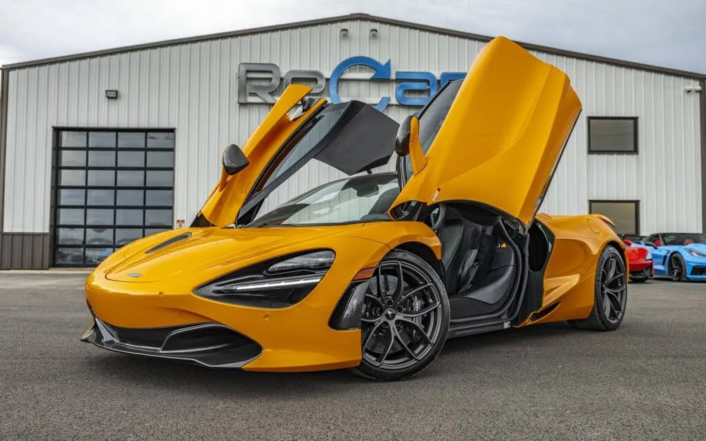 McLaren 720S Engine