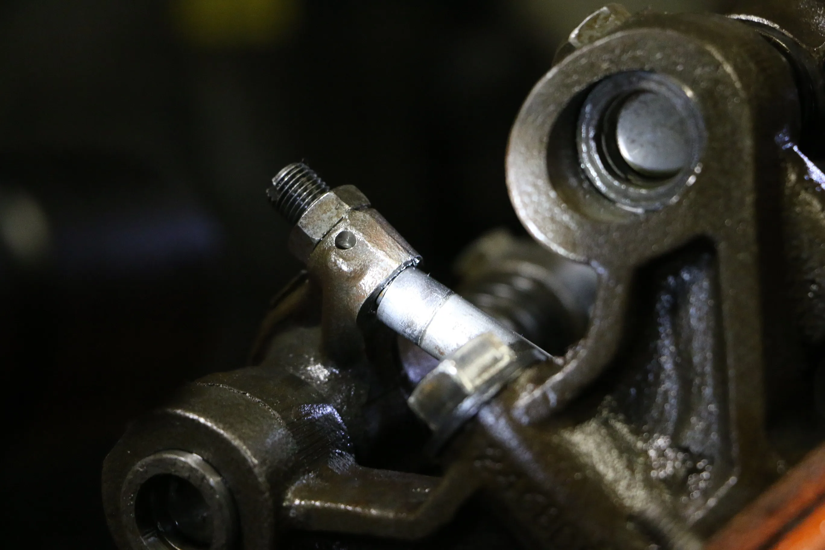 Pushrods banging and chipping away at the rocker arms