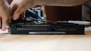 Sapphire R9 390 Nitro with the heatsink removed