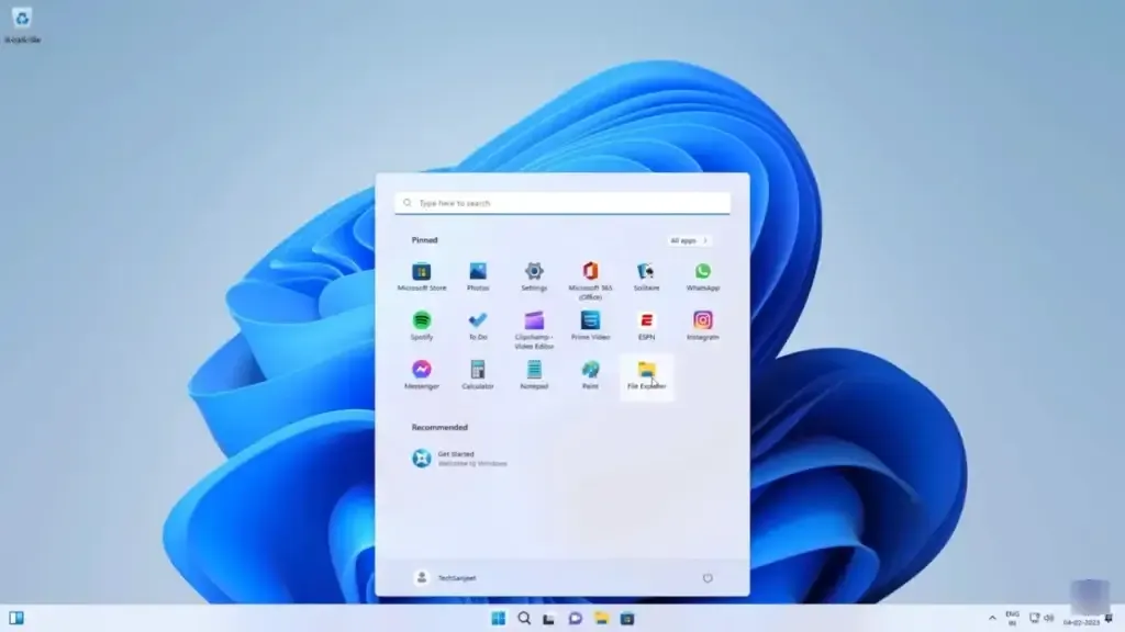 Screenshot of Tiny 11, a lightweight Windows version designed for efficiency and minimal resource usage