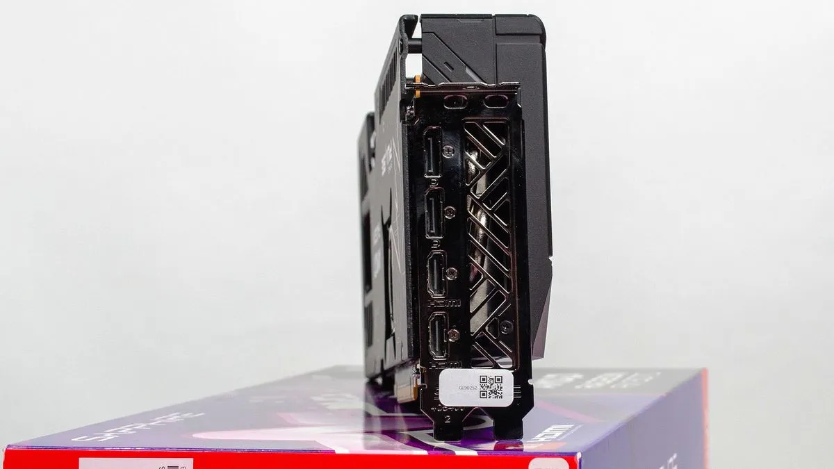 The output ports on the AMD Radeon RX 9070