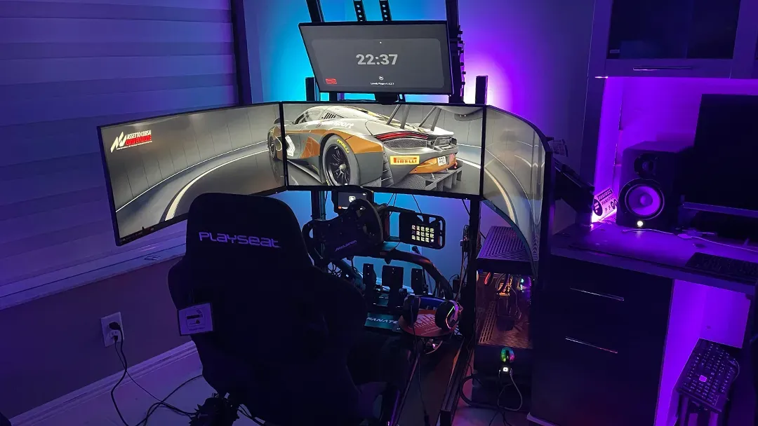 Triple screen monitor setup reddit