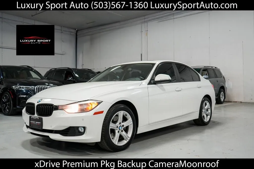 White 2015 BMW 3 Series 328i xDrive Sedan AWD