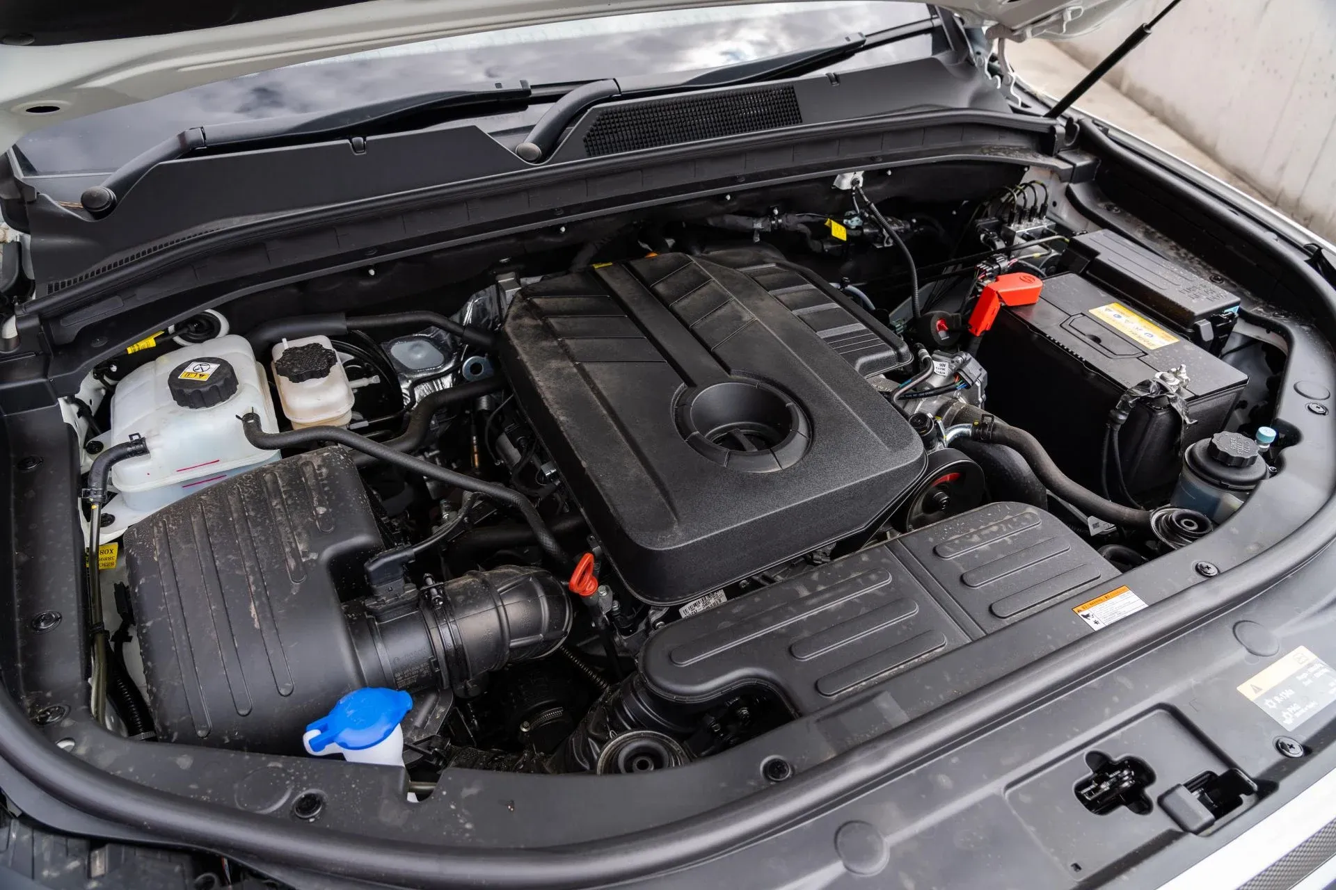 SsangYong Musso XLV Ultimate engine bay
