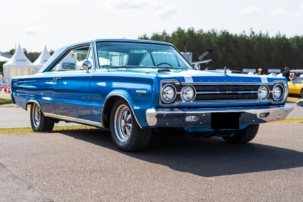 The mid-size car Plymouth Belved