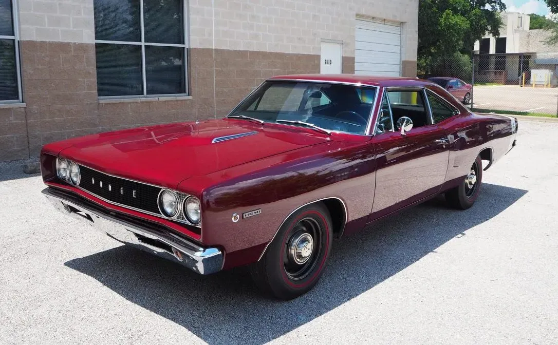 1968 Dodge Super Bee 426 Hemi exterior front