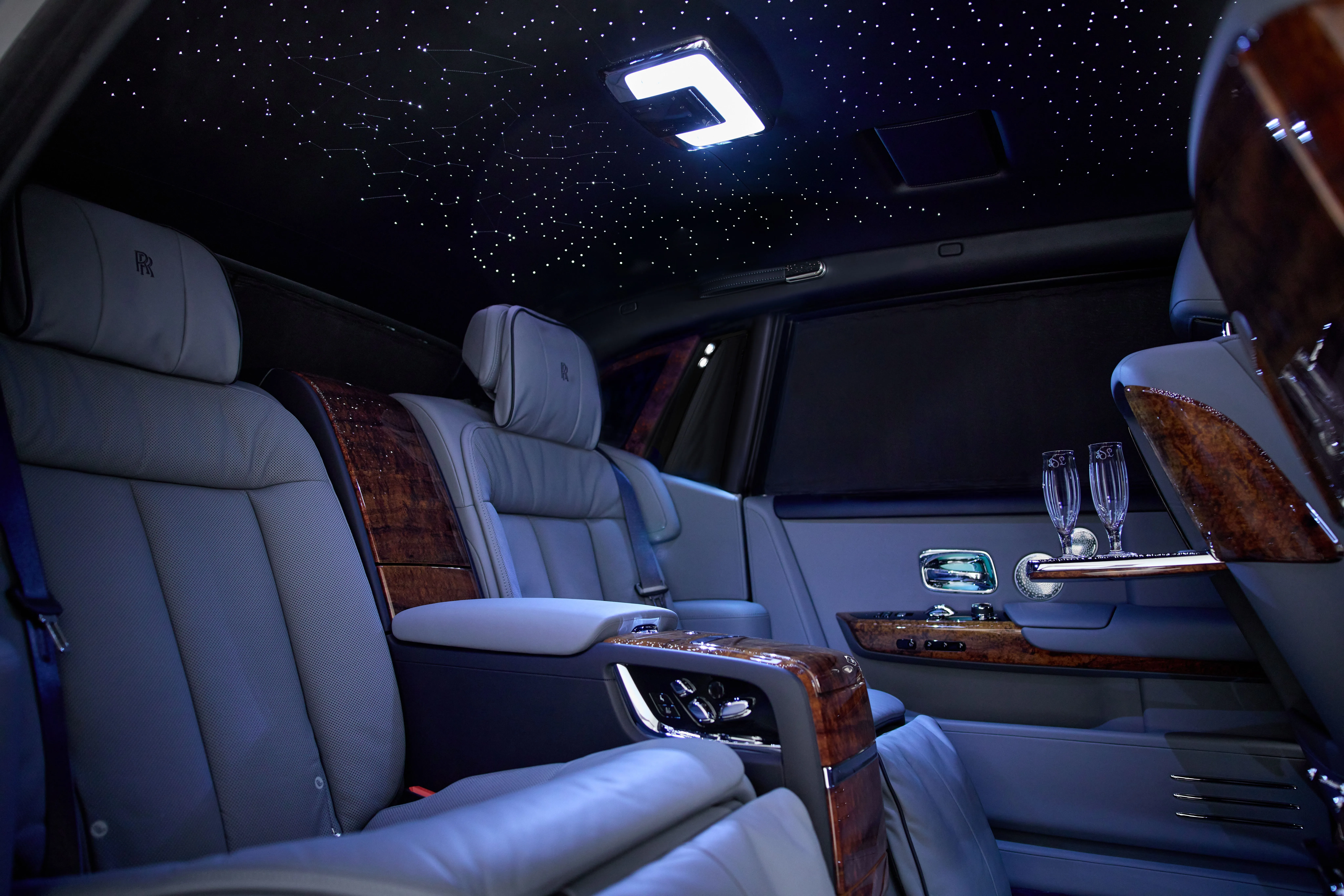2022 Rolls-Royce Phantom Interior