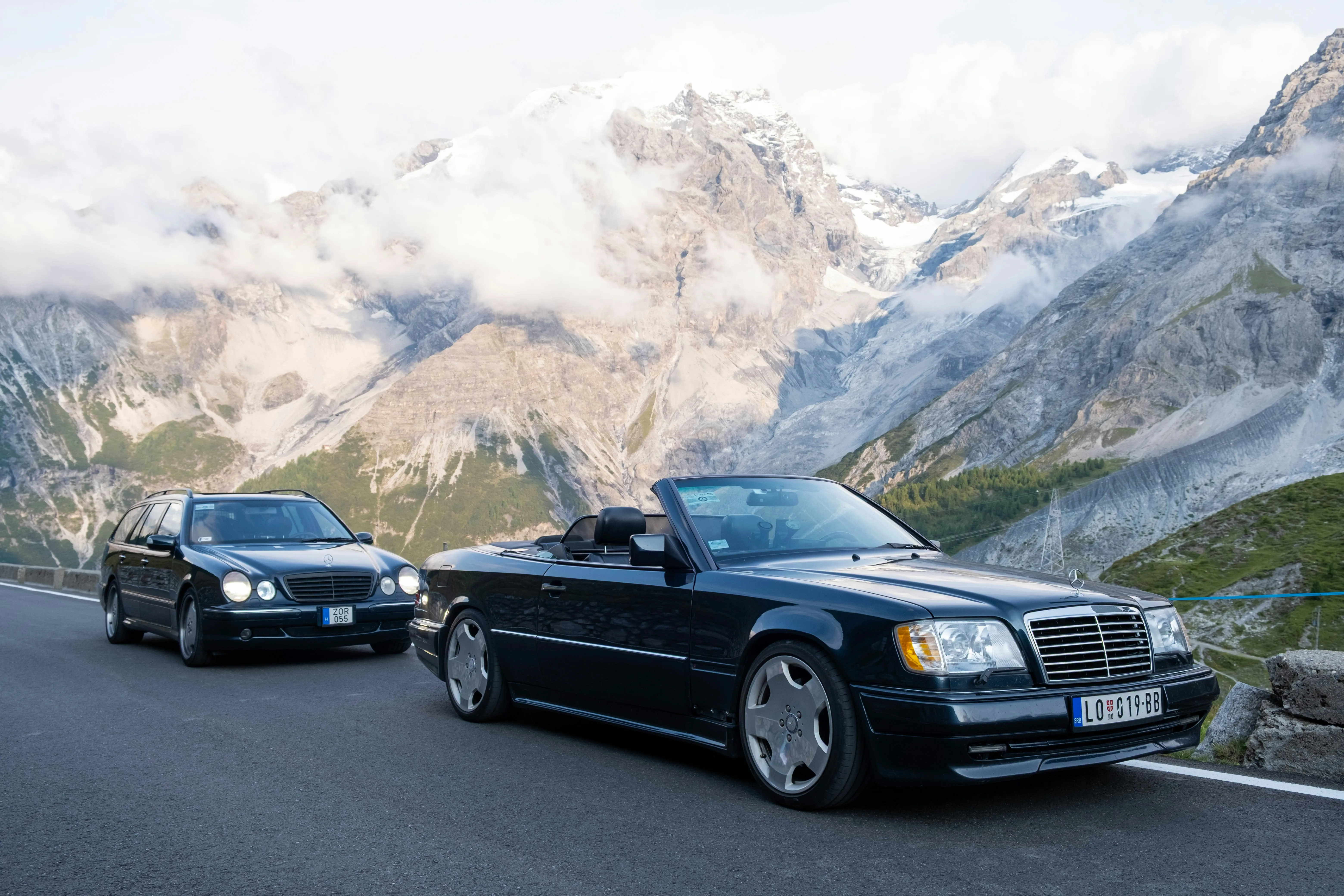 3‑Row Electric Vehicles in 2025: Best Models, Ranges, and Buying Tips