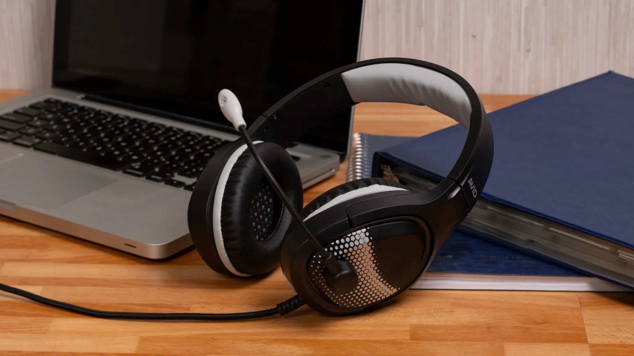 AVID AE-75 Headset