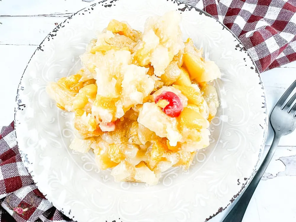 Dolly Parton Fruit Cocktail Cobbler