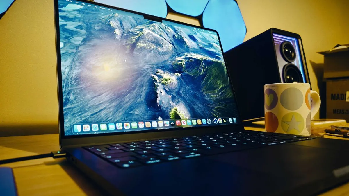 MacBook Pro 14 (M4, 2024) laptop