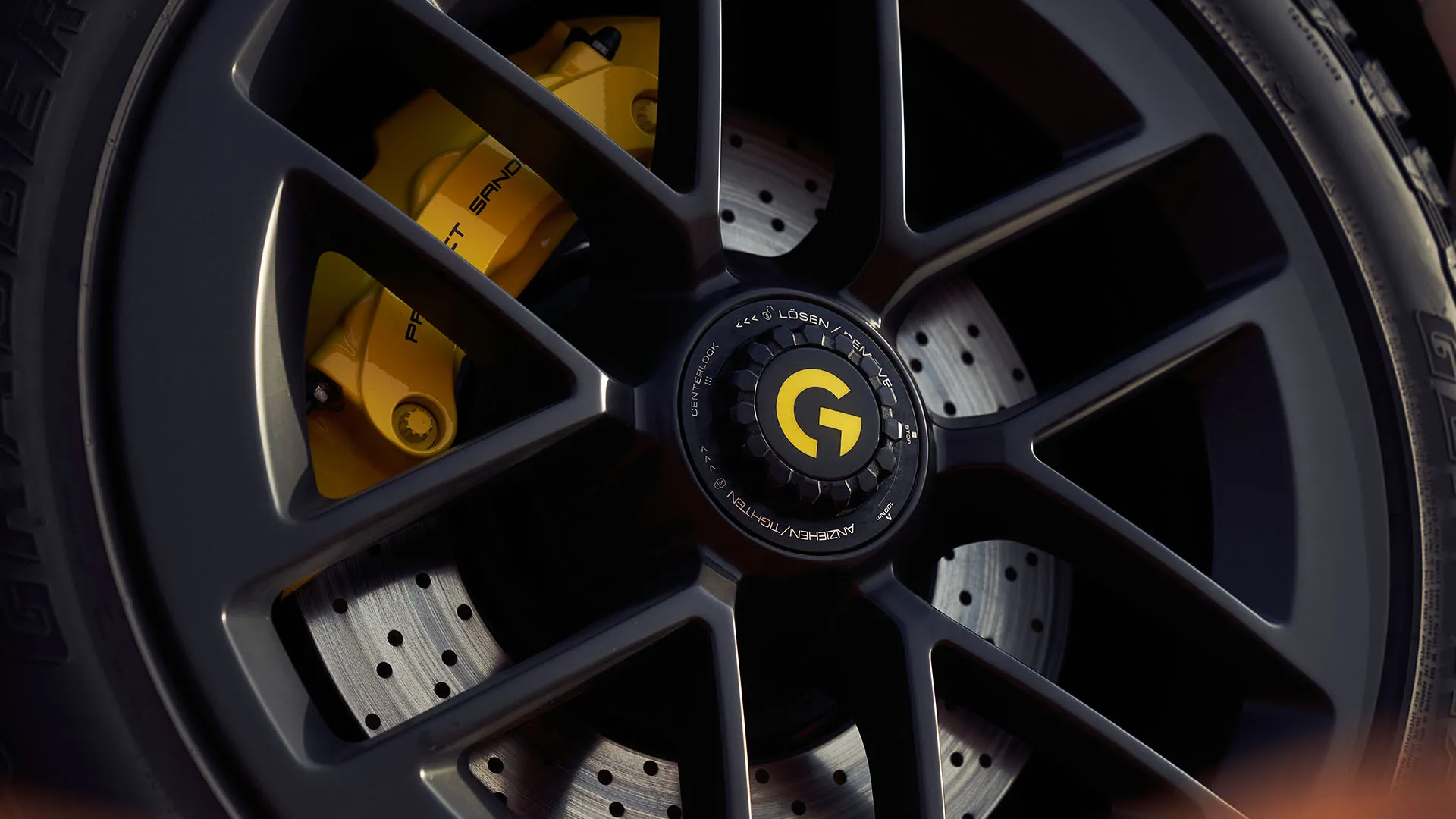 Marc Philipp Gemballa Marsien wheels and suspension detail