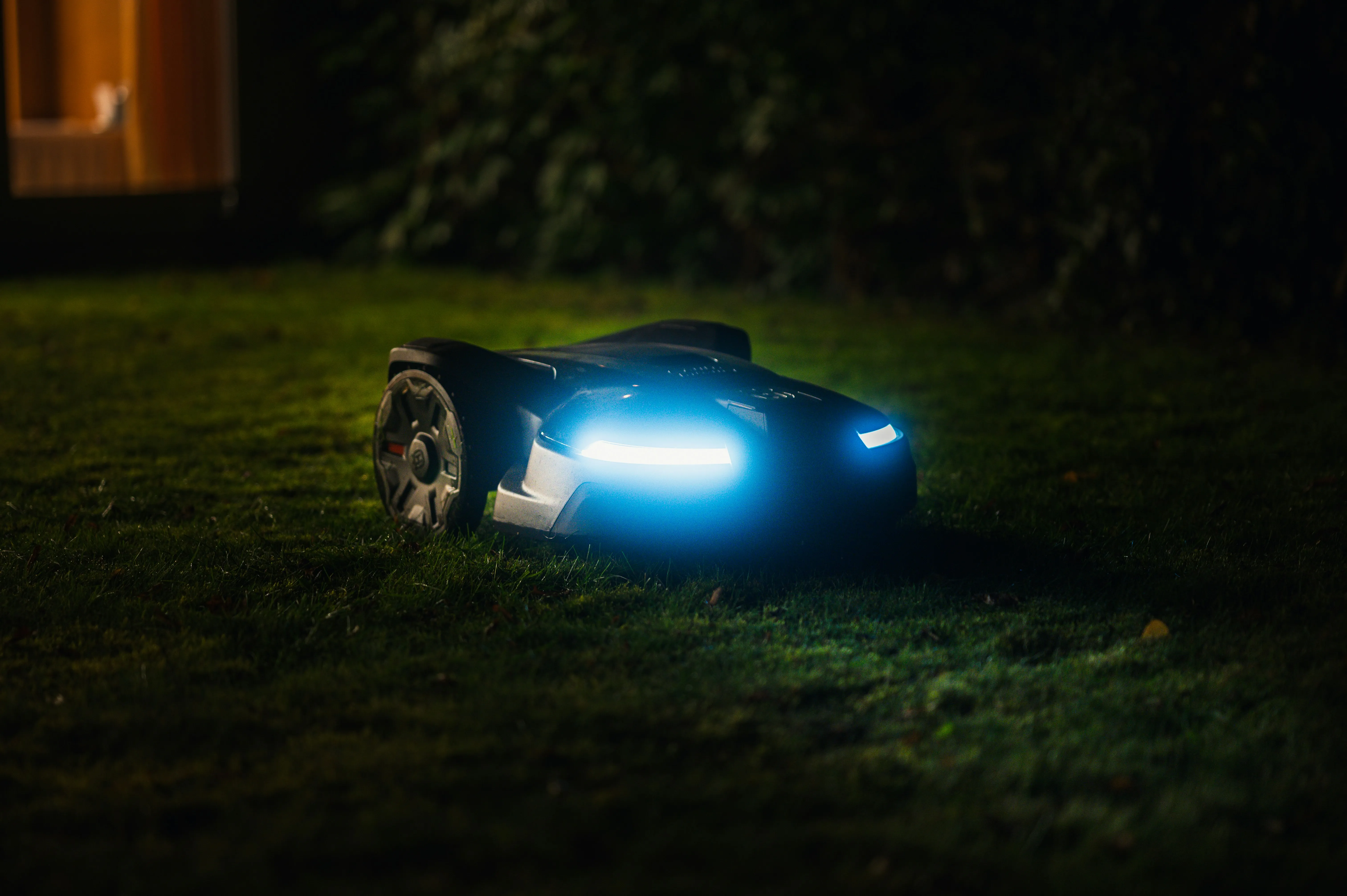 Mobile EV Charging & Roadside Assistance: 2025 Driver’s Guide